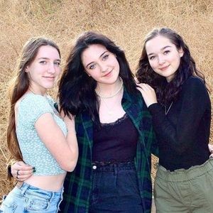 Meet your Posher, Charlotte